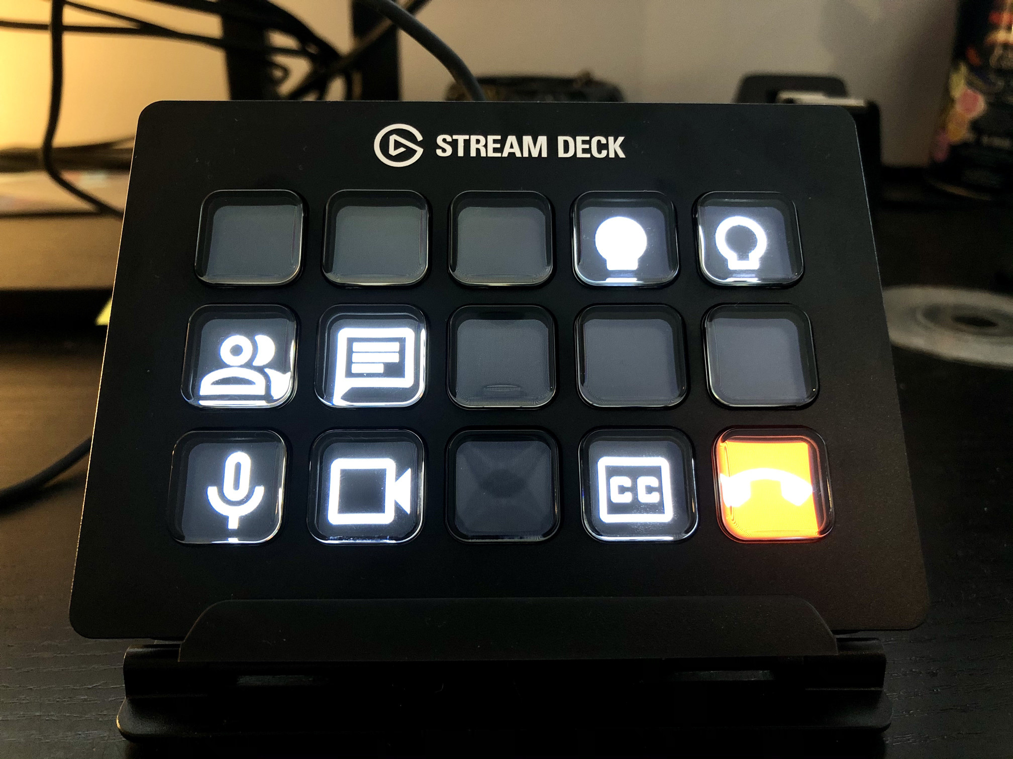 Use the Elgato Stream Deck in Google Meet with this Chrome Plugin – 